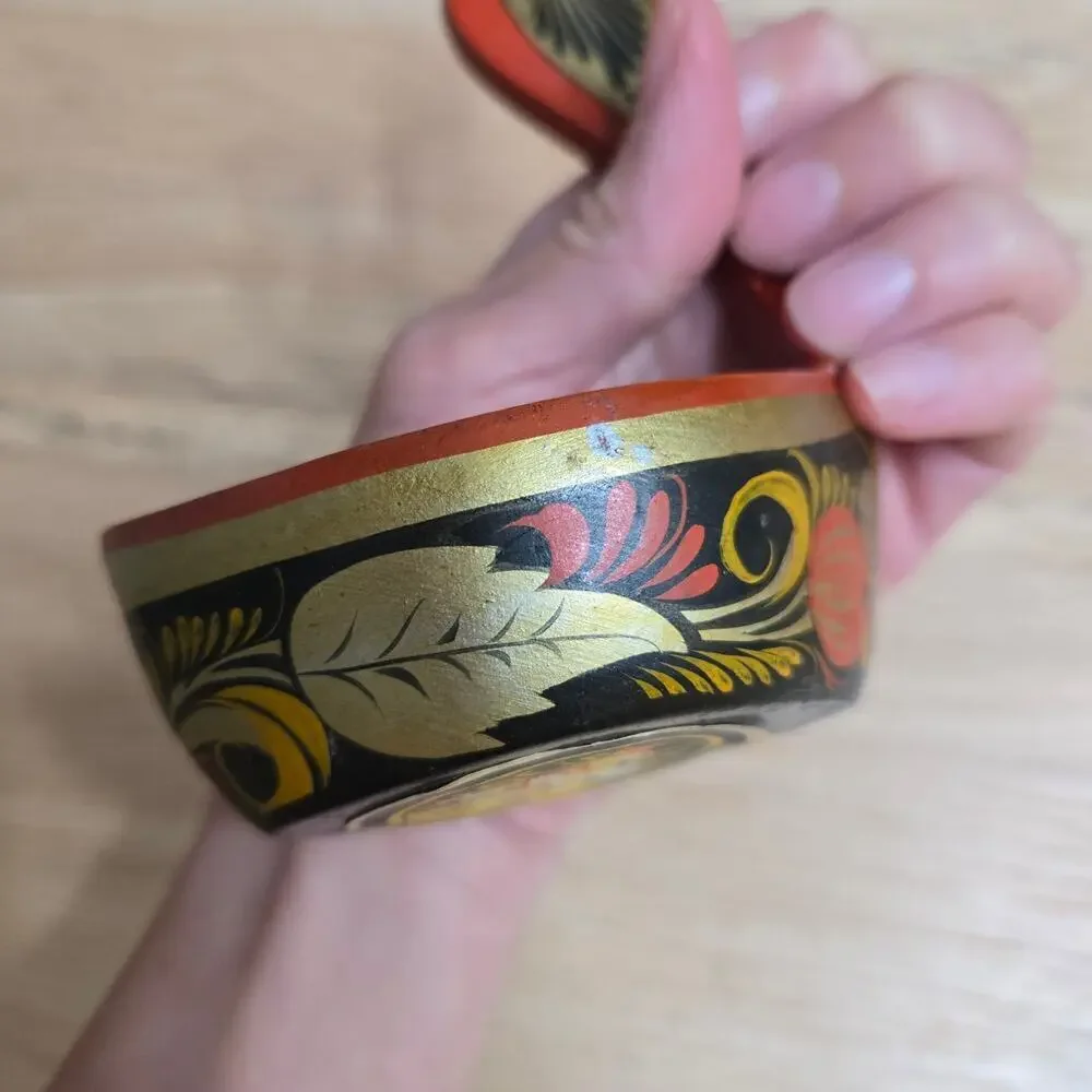Vintage USSR Russian Folk Art Khokhloma Carved Lacqer Wood Bird Bowl Red Gold